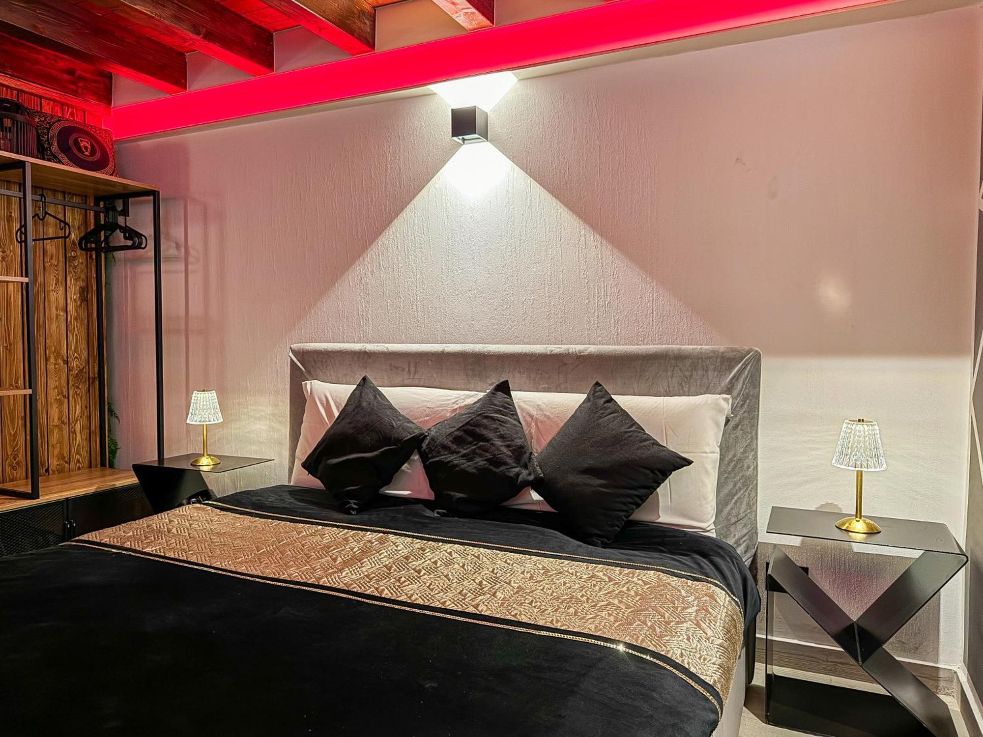 Rouge Suite & Spa Palermo Centro Bagian luar foto
